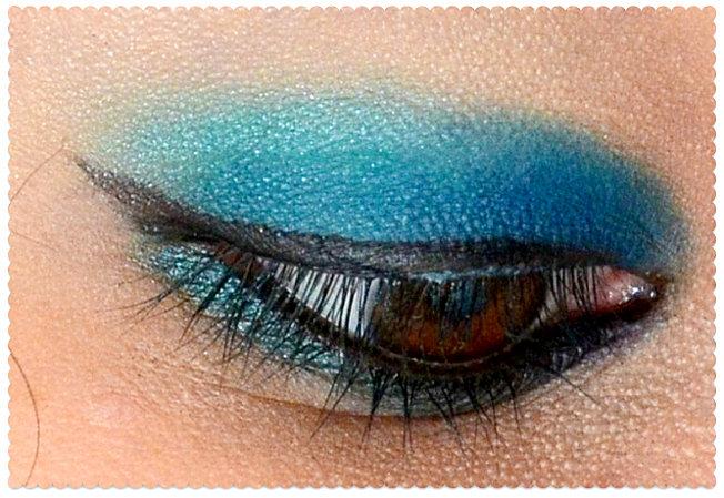 Maquillage: hommage au ciel bleu! 06072012-0641-copie-1.jpg