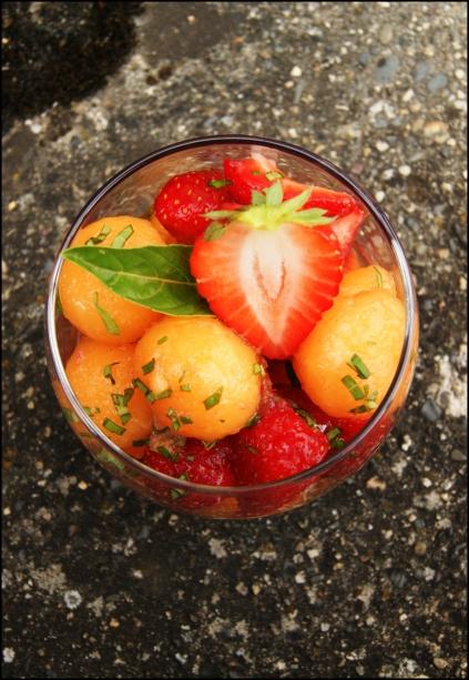 Verrine melon fraise basilic