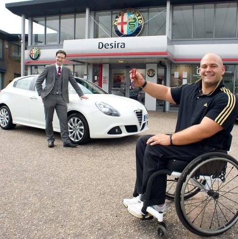 Danny Nobbs, champion anglais paralympique .. en Alfa Romeo ! 1843651253.jpg