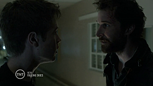 Critiques Séries : Falling Skies. Saison 2. Episode 7. Molon Labe. vlcsnap-2012-07-23-18h36m05s228.png