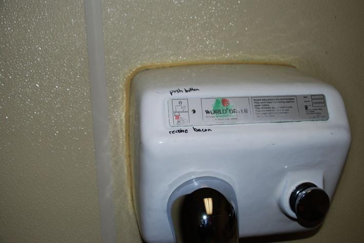 bacon_lg Vieux Mèmes : Push Button