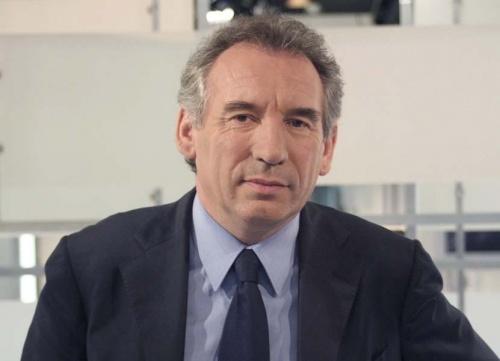 FRANCOIS-BAYROU_portrait_w858 La mode en politique : pas seulement une affaire de femmes
