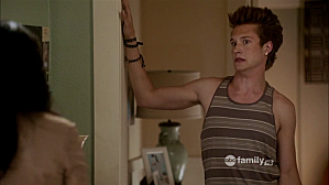 Critiques Séries : Jane by Design. Saison 1. Episode 17. vlcsnap-2012-07-25-15h07m25s204.png