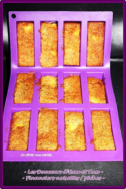 Financiers noisettes et pêches Financiers noisettes et pêches