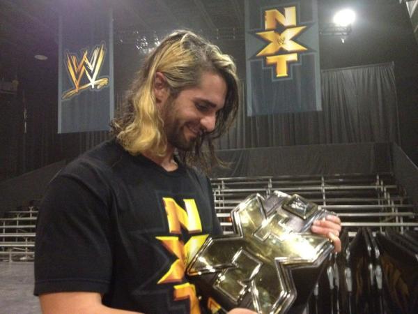 1er Champion NXT, Belle ceinture ?