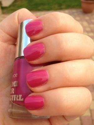 Essence Miami rollier girl 20120728-214124.jpg