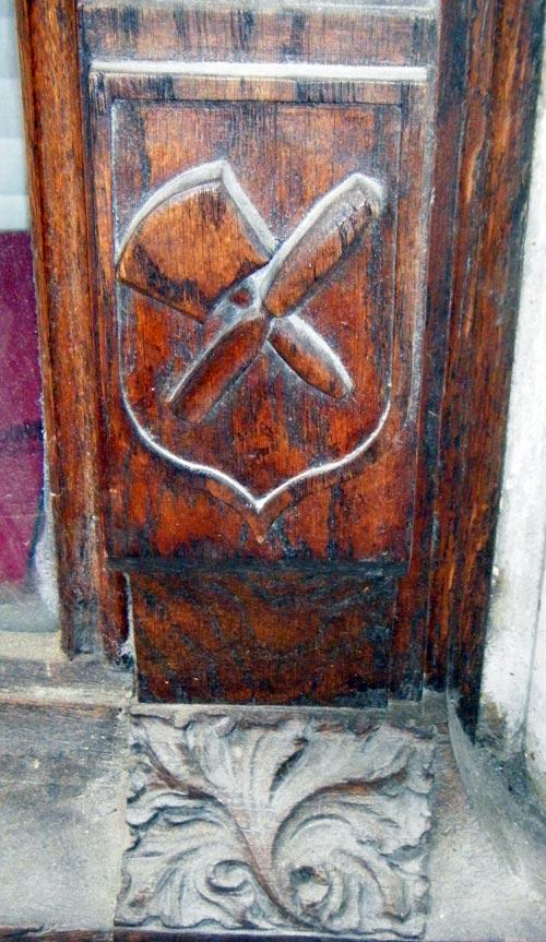 L'atelier d'un sculpteur sur bois à Caen (14) L'atelier d'un sculpteur sur bois à Caen (14)