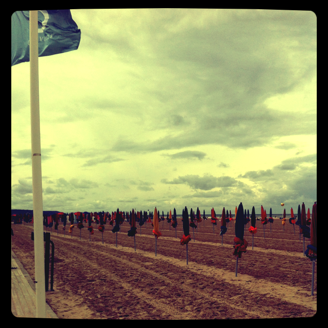 A Deauville... Image and video hosting by TinyPic