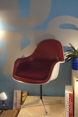 Eames Office Seating rouge