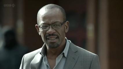 (UK) Line of Duty, saison 1 : affrontement au sein de la police sur fond de soupçons de corruption lineofdutyd.jpg