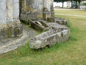 Au coeur du Médoc, le beau village de Moulis ... et son église romane. de Malagar à Solferino 1 051