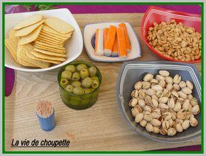 JOLIES COUPELLES POUR APERITIF... déménagement emeline 020