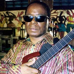 André Marie Talla ouvre une école de musique a Douala