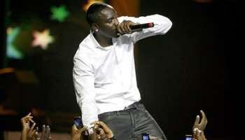 Le chanteur américano-sénégalais Akon.
