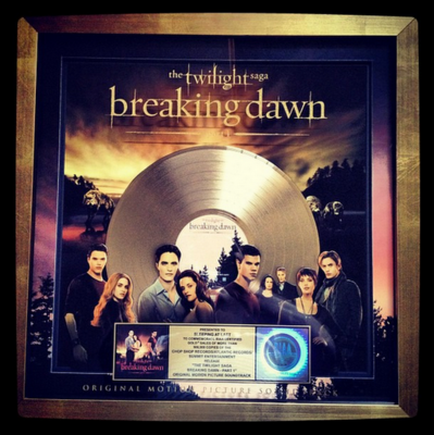 La BO de Breaking Dawn certifiée Disque d'or ! La BO de Breaking Dawn certifiée Disque d'or !