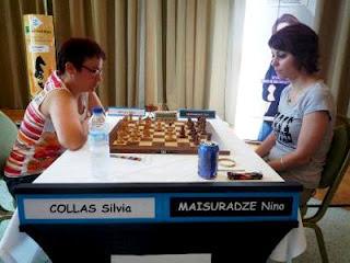 Échecs à Pau - ronde 5 : Silvia Collas (2274) 1-0 Nino Maisuradze (2284) - Photo © FFE