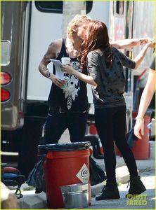 lily_collins_jamie_campbell_bower_kiss_on_set_02