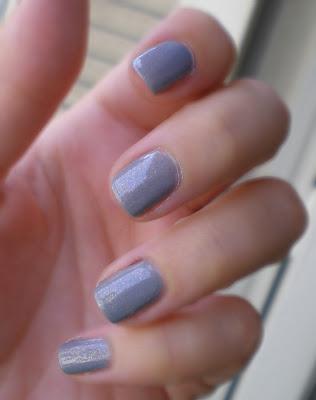En attendant l'hiver avec I don't Give a Rotterdam de OPI En attendant l'hiver avec I don't Give a Rotterdam de OPI