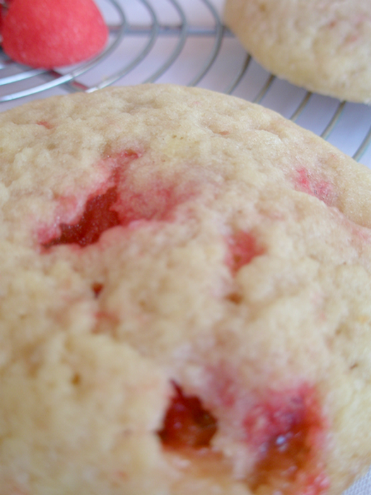 Le coin des recettes #1 : Cookies aux fraises Tagada® Le coin des recettes #1 : Cookies aux fraises Tagada®
