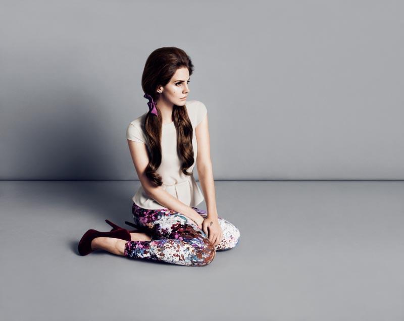 lana del rey5 Lana del Rey Keeps it Sweet for H&Ms Fall 2012 Campaign by Inez & Vinoodh