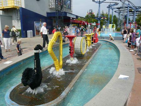 Legoland Deutschland fontaine sonore interactive instruments en lego