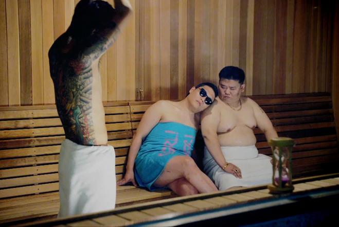 gangnam-style-embed06 PSY – GANGNAM STYLE