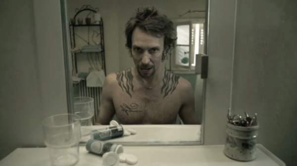 2 Une vie dans un miroir