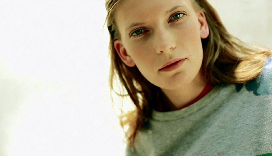 Sans titre2 L’art floral de Nick Dorey pour Preen