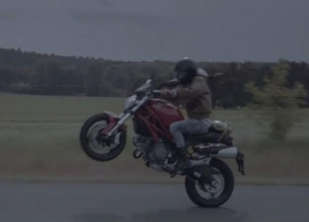 1 Spiritualized – Little Girl