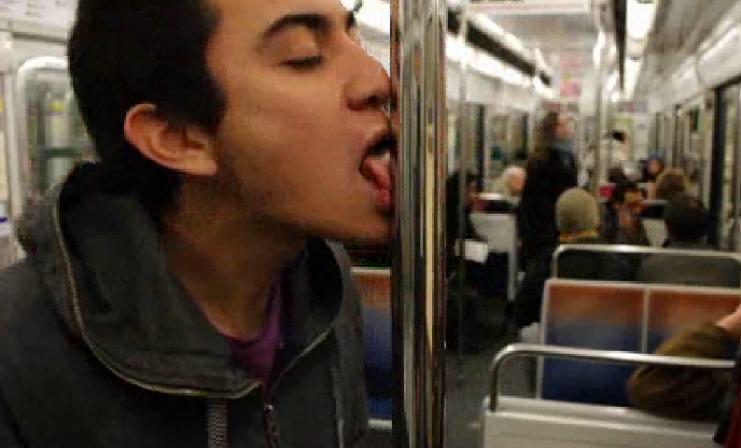 Sans titre Entretien avec Ivan Argote : « l’art est une philosophie des actes »