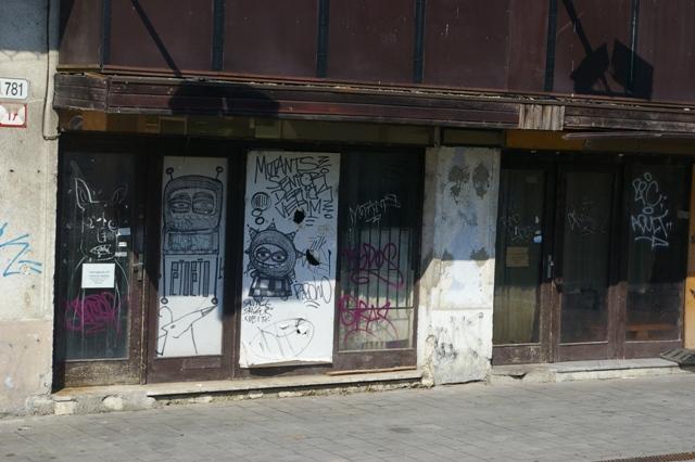 Bratislava, Slovaquie IMGP8184 Bratislava Tags Rigolos Slovakie