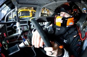 Pure Michigan 400 - Practice 2012 Michigan Aug Carl Edwards in car 300x199 Interview de Carl Edwards (Nascar SCS) / Nous devons gagner...