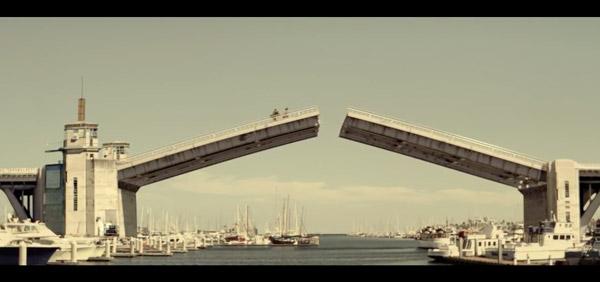 Carlton-Draught-Beer-Chase05 Une course poursuite épique une bière à la main