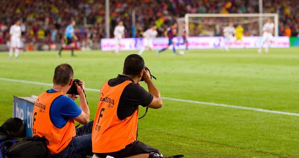 cameraman sur un terrain de football cameraman sur un terrain de football