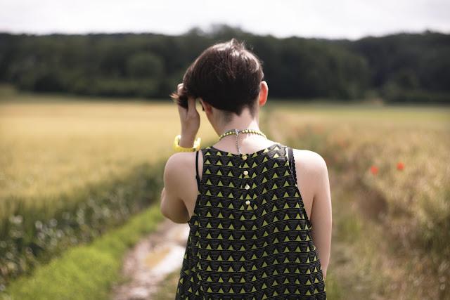 # Dans les coquelicots # # Dans les coquelicots #