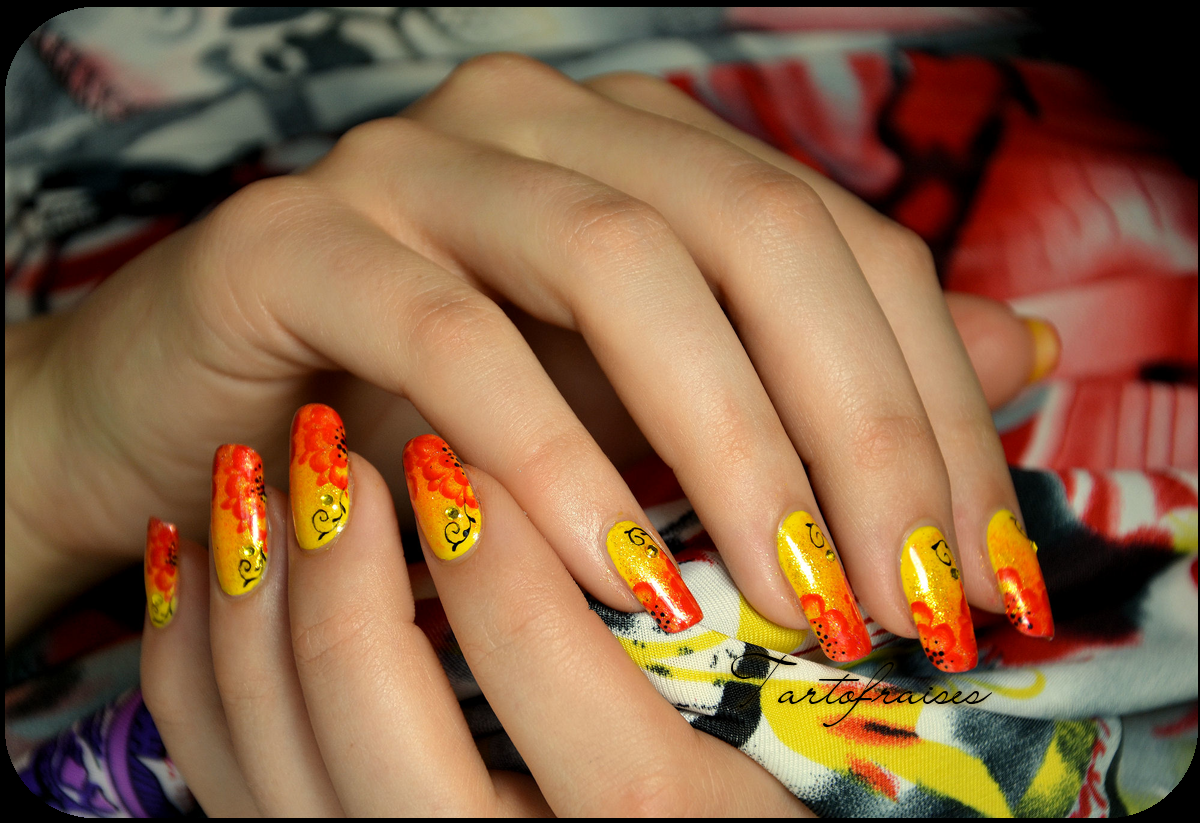 Nail art Orangeade (progrif 4) http://images.tartofraises.fr/nailart/progrif/Orangeade_1.png