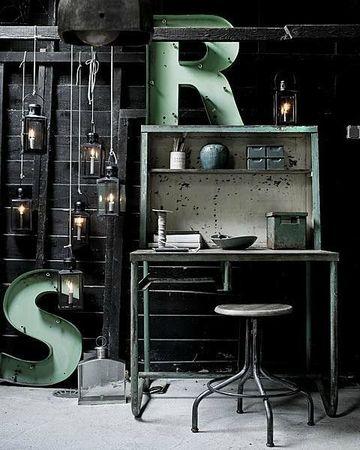 C'est la rentrée ! bureau-industriel
