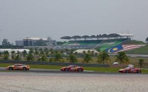 1201358 ccl 300x187 Ferrari Challenge Asia Pacific: Prette & Lathouras podium à Sepang; Coppa Shell remportée par Onda & Yeung 