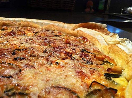 Tarte-Feta-Courgettes-Pignons.JPG