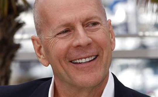 Bruce Willis menace de poursuivre Apple en justice