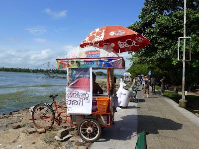 Pêche, chèvres et chaises musicales : premières impressions indiennes à Kochi Pêche, chèvres et chaises musicales : premières impressions indiennes à Kochi