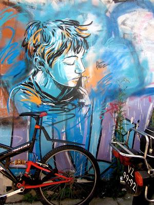 Street Art by Alice : un souffle de féminité envahit nos villes Street Art by Alice : un souffle de féminité envahit nos villes