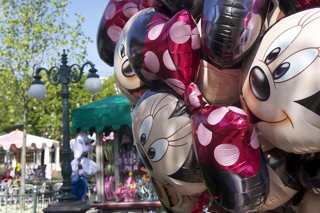 Les 2 ans: une fête, des doux moments et des étoiles dans les yeux.. Les 2 ans: une fête, des doux moments et des étoiles dans les yeux..