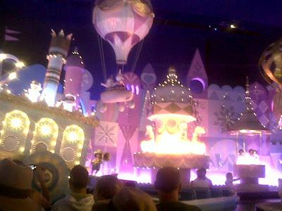 Les 2 ans: une fête, des doux moments et des étoiles dans les yeux.. Les 2 ans: une fête, des doux moments et des étoiles dans les yeux..