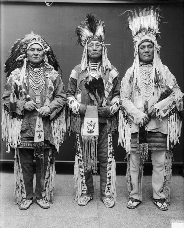 NATIVES NATIVES