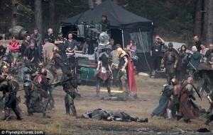 article-0-14F5FBDA000005DC-22_634x404 Premières photos du tournage de Thor 2