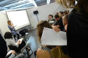 Maud Bousquet anime un atelier au Salon de l'Entreprise Aquitaine