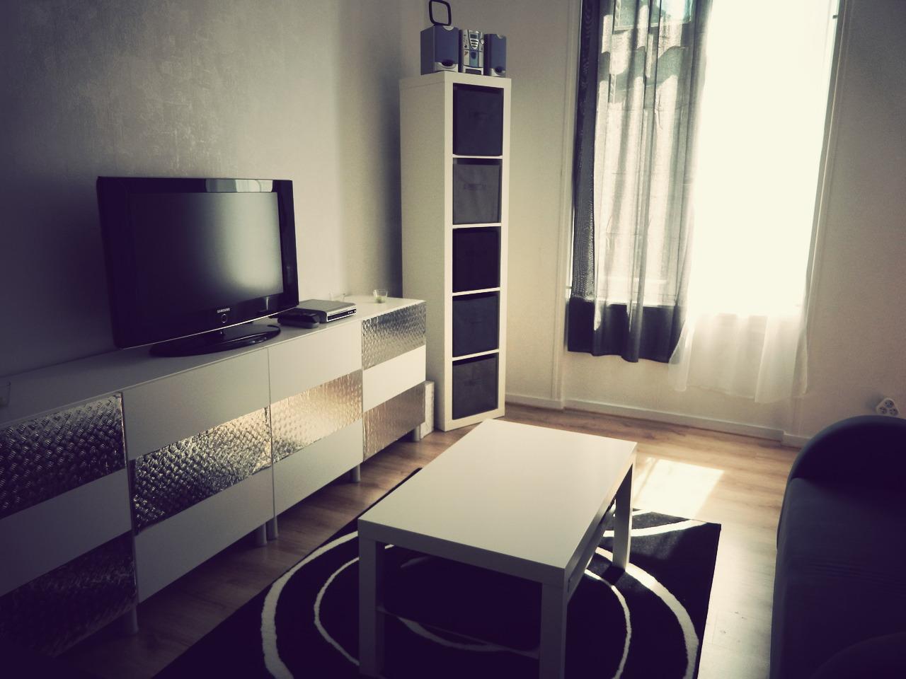 Buffet salon noir conforama: comment peindre un meuble avec effet ...