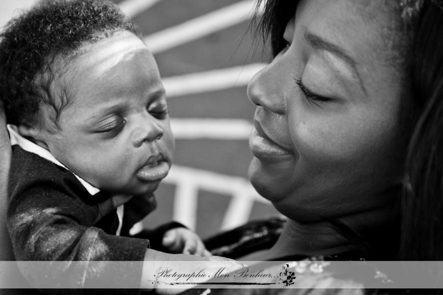 Photographe de maternité à Paris 75- Bébé et portrait de famille – Ysmaël 1 mois Photographe de maternité à Paris 75- Bébé et portrait de famille – Ysmaël 1 mois