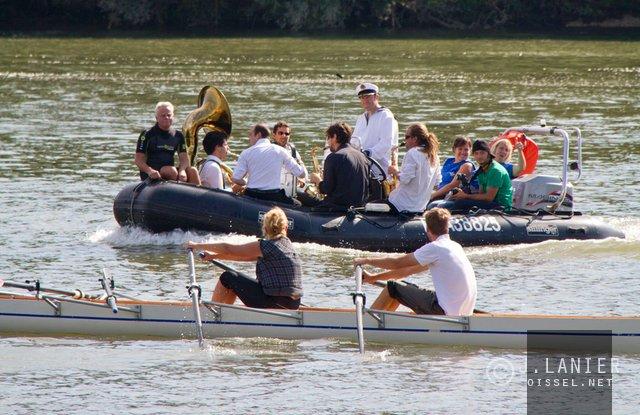 LES QUAIS EN FÊTE (2012) LES QUAIS EN FÊTE (2012)